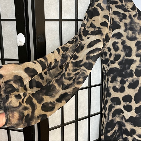 Tobi fancy feline shift dress size small - Picture 4 of 10